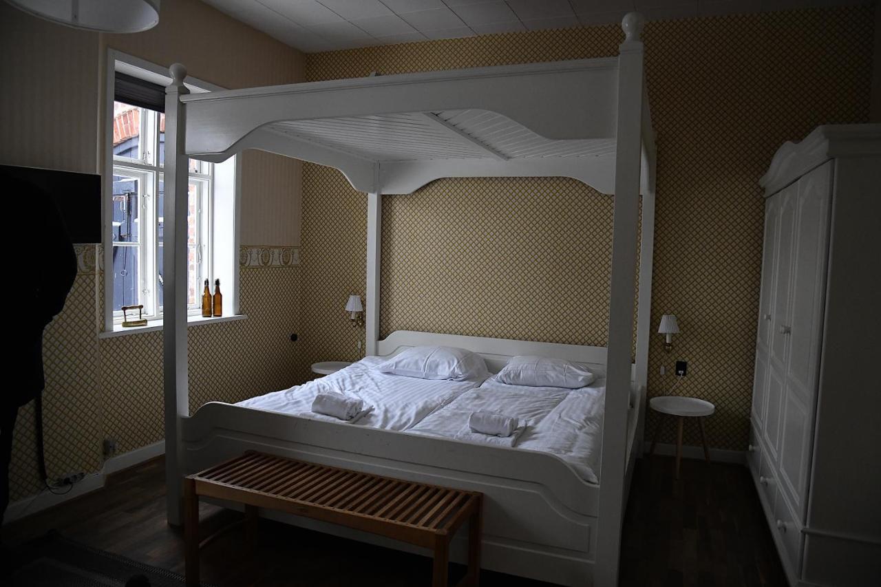 Bed & Breakfast Den Gamle Arrest 3*